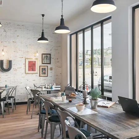 Hotel So'co By Happyculture Niza